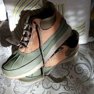 Columbia weather proof techlite canvas shoes